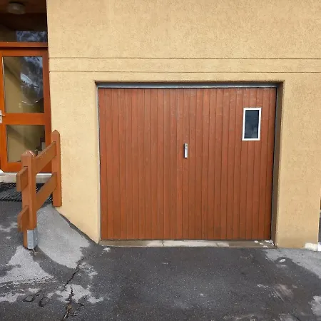 Apartmán Modernes Bei Gemmi Und Sportarena *