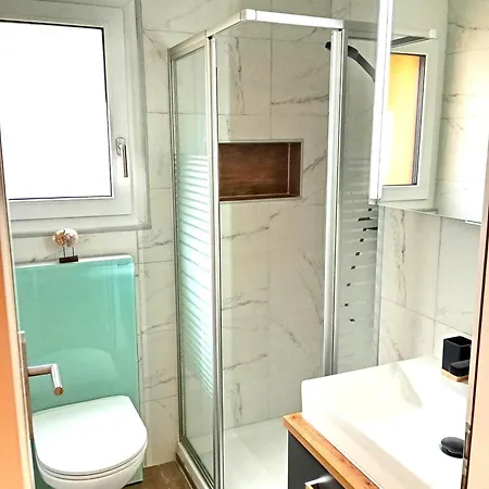 Modernes Bei Gemmi Und Sportarena Leukerbad