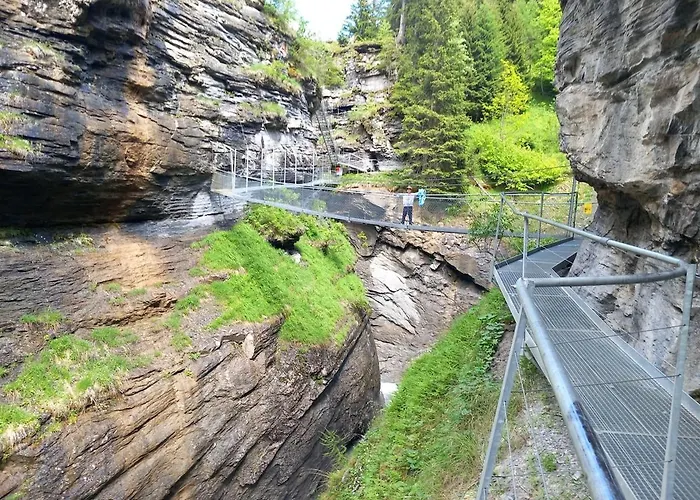 Modernes Bei Gemmi Und Sportarena * Leukerbad